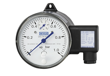 The DPGT40 features an output signal and an on-site display. 