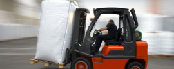 Hydrogen-powered vehicle (forklift truck)