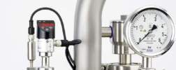 Hygienic measuring location featuring models TR21-A, PSD-4, PG43SA-D and FLM-H for temperature, pressure and level monitoring.