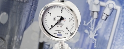 Hygienic pressure gauge: IP68 with cleaning from the outside