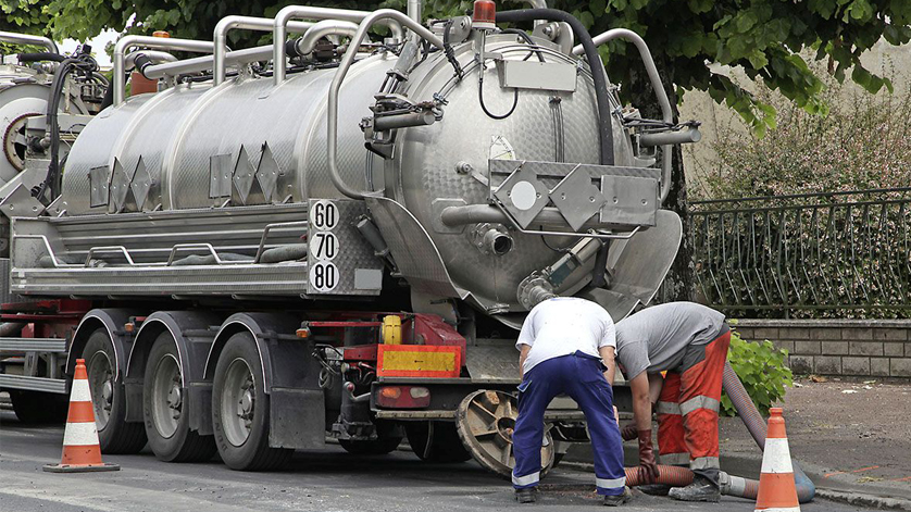 Il fermafiamma protegge i serbatoi dei camion per liquami