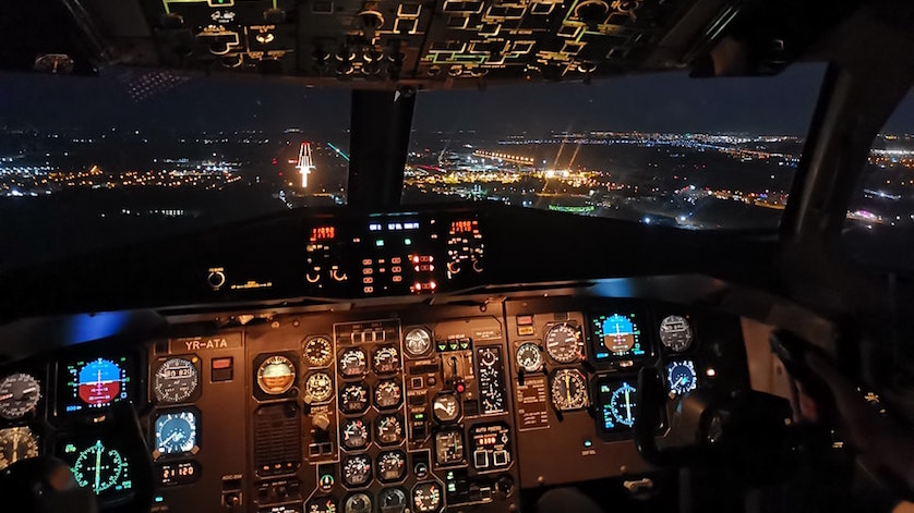 Airplane cockpit